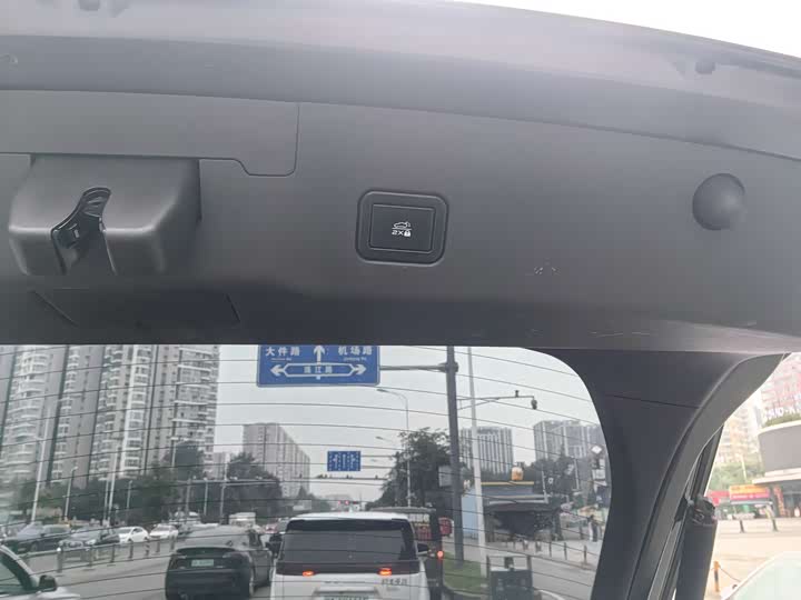 Фото 13 - Changan UNI-V