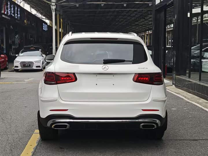 Фото 12 - Mercedes-Benz GLC-Class