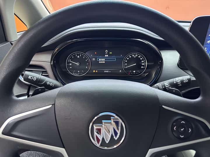 Фото 10 - Buick GL8 ES