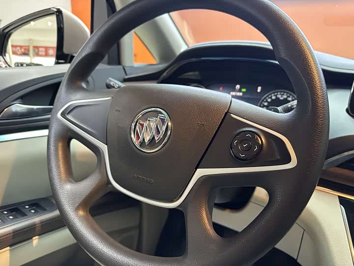 Фото 14 - Buick GL8 ES