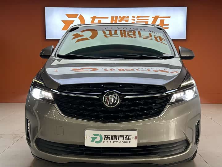 Фото 2 - Buick GL8 ES