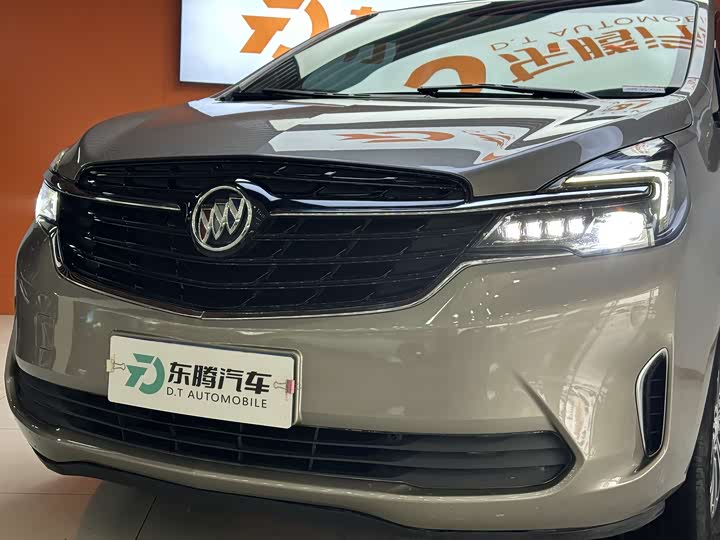 Фото 4 - Buick GL8 ES