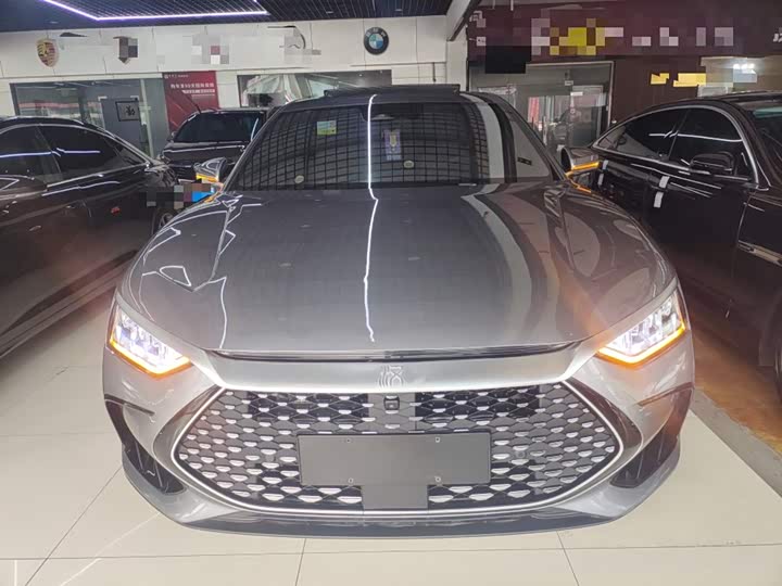 Фото 3 - BYD Han