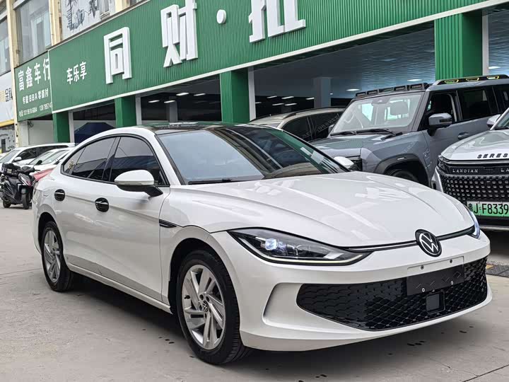 Фото 3 - Volkswagen Lamando L