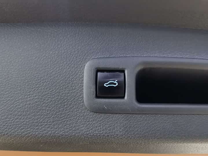 Фото 18 - Toyota Sienna