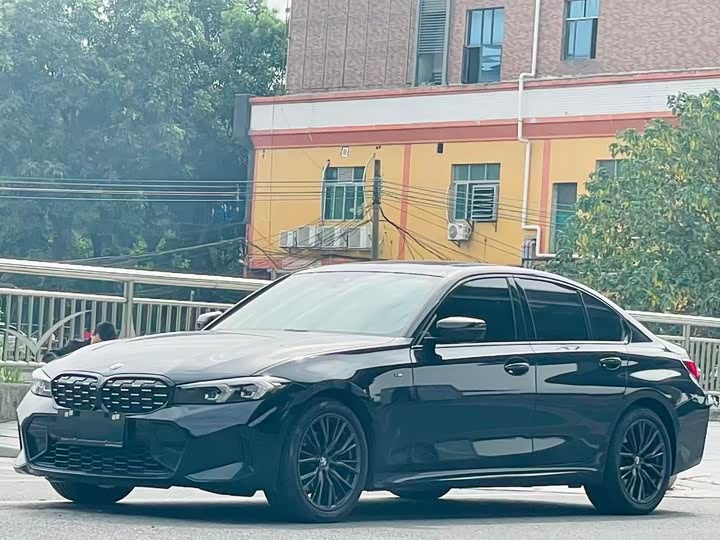 Фото 3 - BMW 3 Series