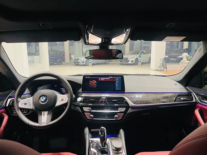 Фото 6 - BMW 5 Series