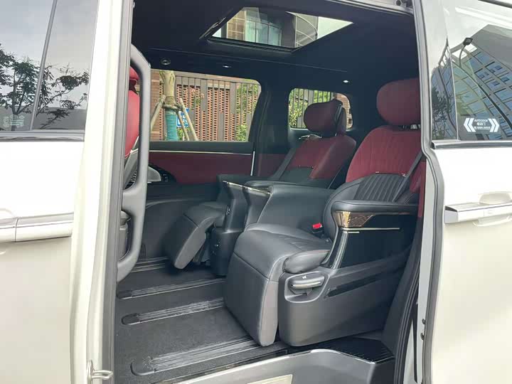 Фото 8 - GAC Trumpchi M8