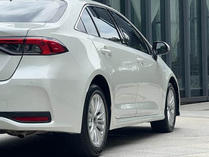 Фото 14 - Toyota Allion