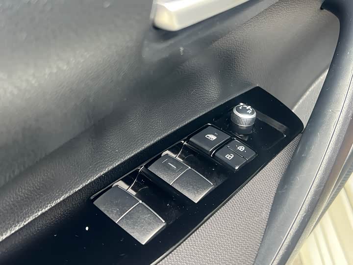 Фото 19 - Toyota Allion