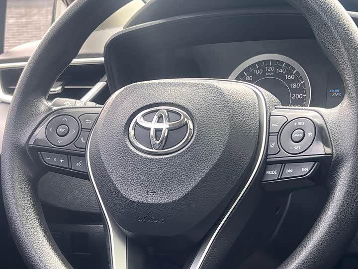 Фото 32 - Toyota Allion