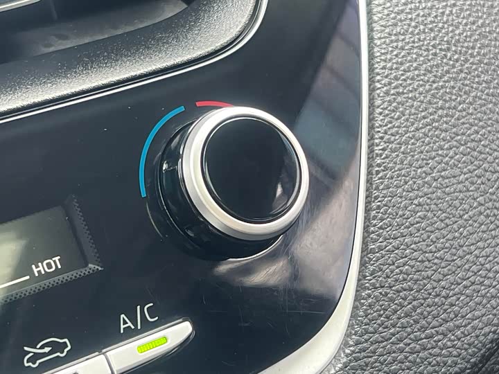 Фото 44 - Toyota Allion