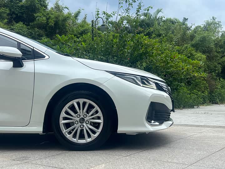 Фото 8 - Toyota Allion