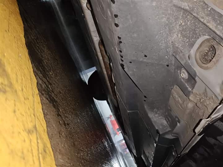 Фото 17 - Toyota RAV4