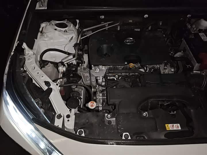 Фото 21 - Toyota RAV4