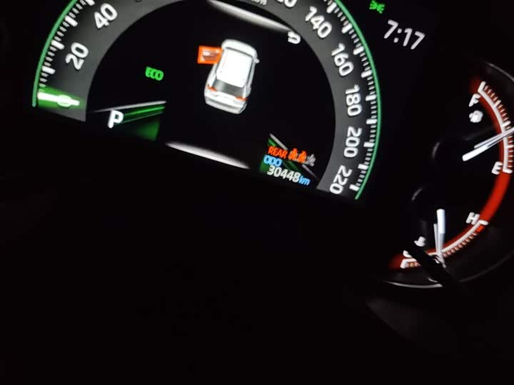 Фото 5 - Toyota RAV4