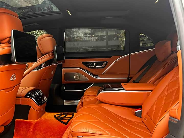 Фото 6 - Mercedes-Benz Maybach S-Class