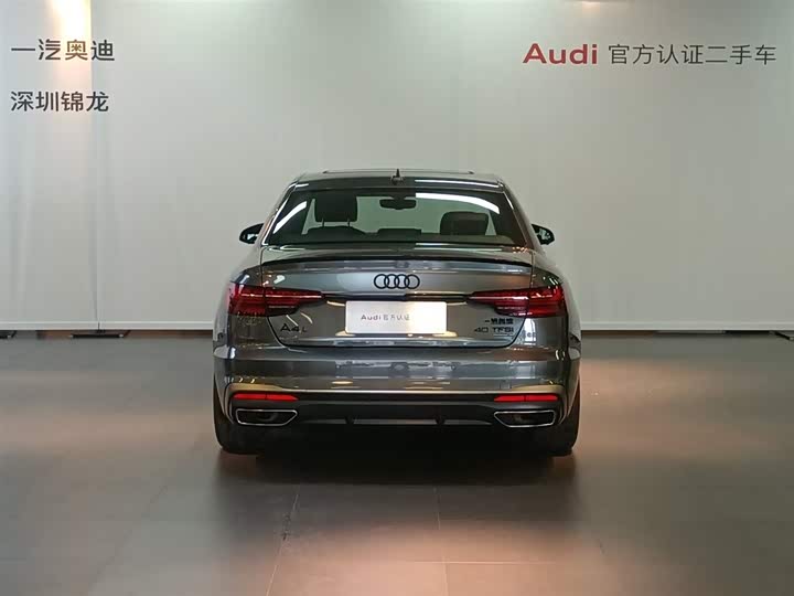 Фото 4 - Audi A4L