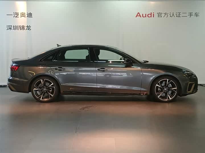 Фото 5 - Audi A4L