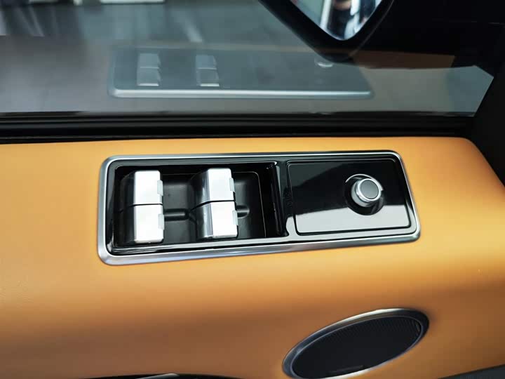 Фото 18 - Land Rover Range Rover Sport