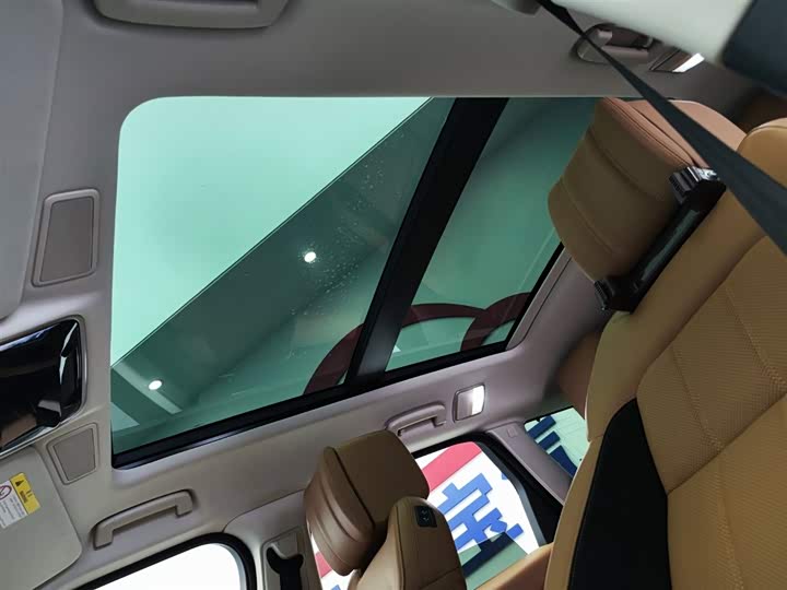 Фото 25 - Land Rover Range Rover Sport