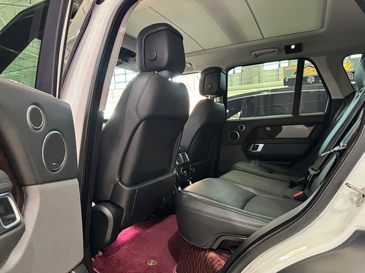 Фото 10 - Land Rover Range Rover