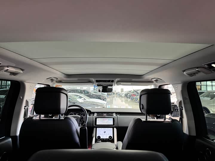 Фото 12 - Land Rover Range Rover