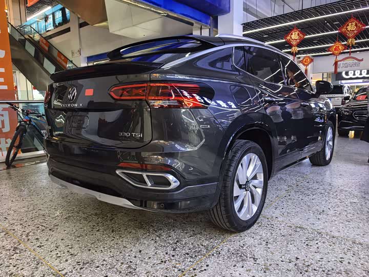 Фото 18 - Volkswagen Tayron X