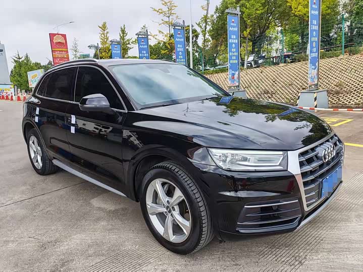 Фото 3 - Audi Q5L