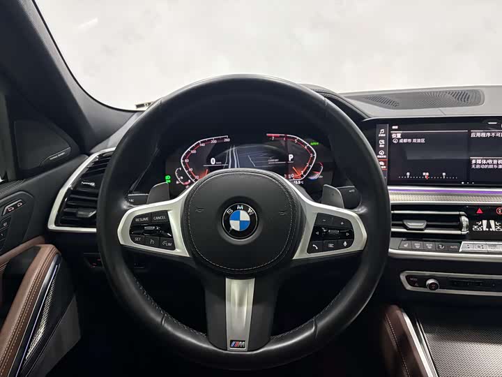 Фото 17 - BMW X6