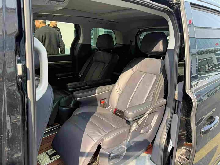 Фото 5 - GAC Trumpchi M8