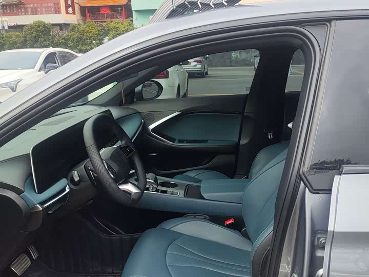 Фото 4 - MG Motor 7