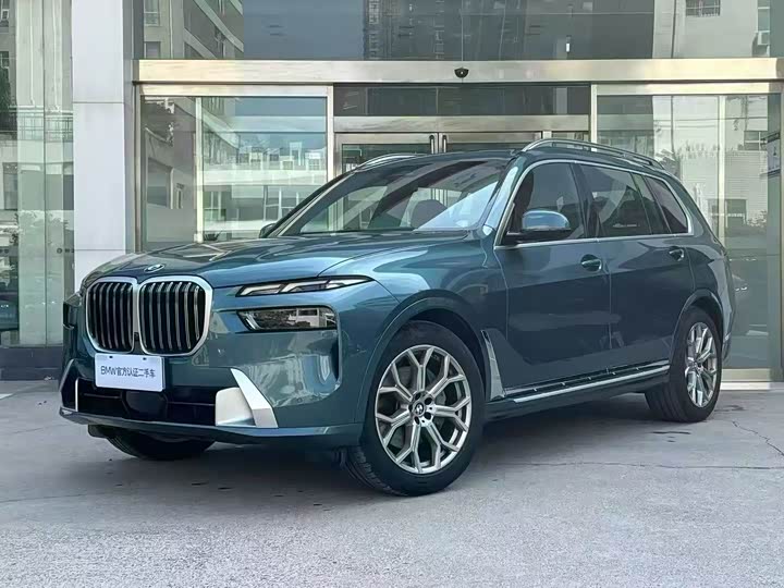 Фото 1 - BMW X7