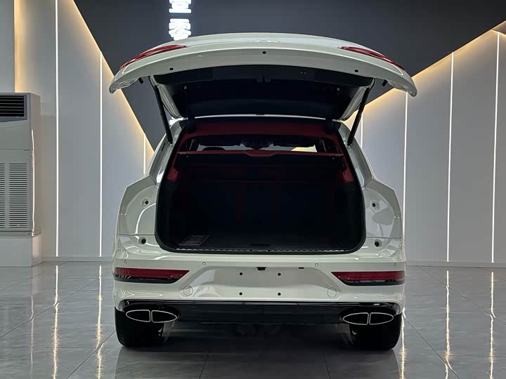 Фото 27 - Bentley Bentayga