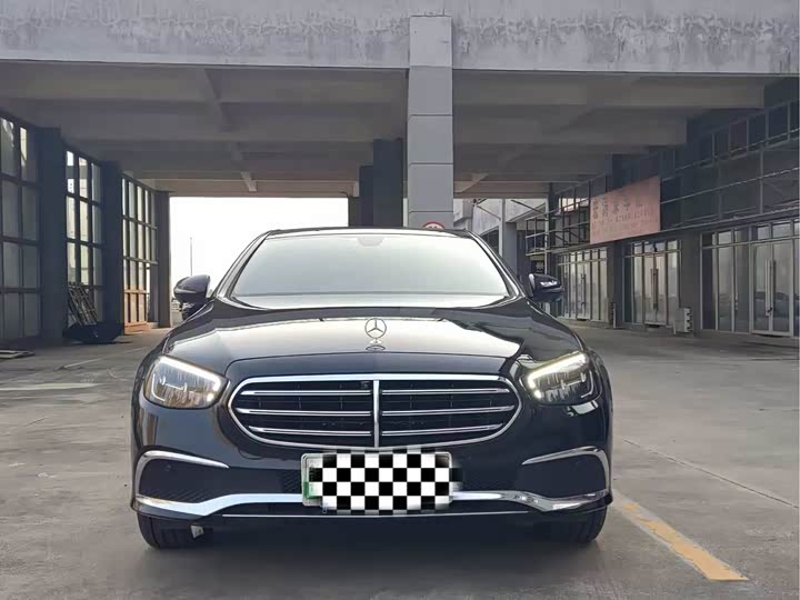 Фото 2 - Mercedes-Benz E-Class Hybrid