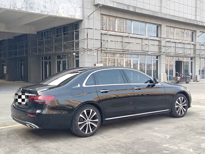 Фото 6 - Mercedes-Benz E-Class Hybrid