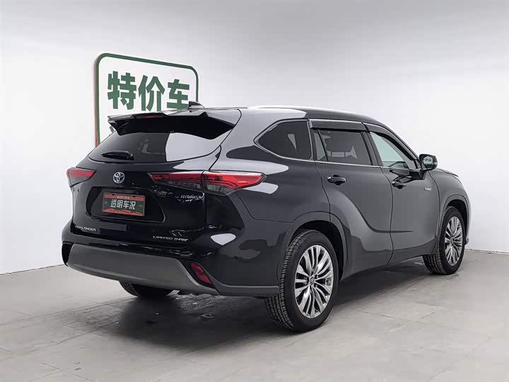 Фото 2 - Toyota Highlander