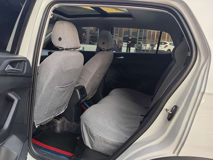 Фото 10 - Volkswagen Tacqua