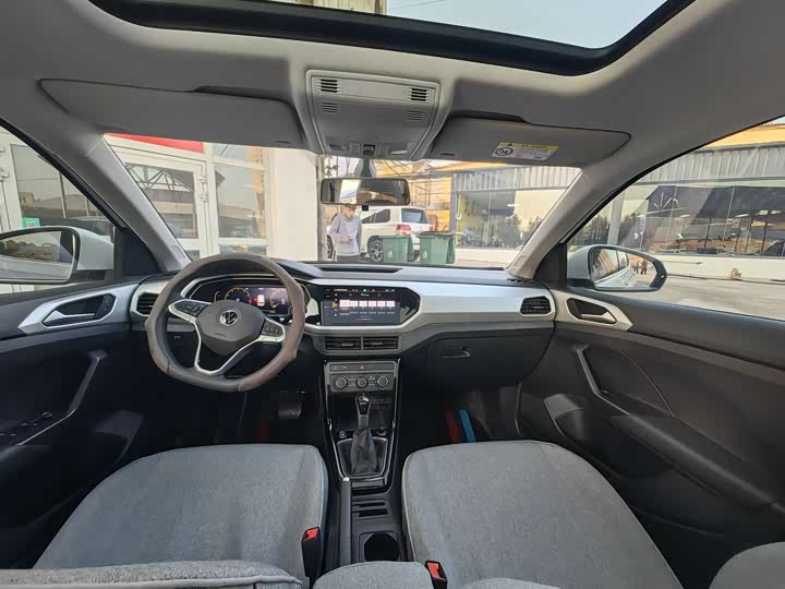 Фото 12 - Volkswagen Tacqua