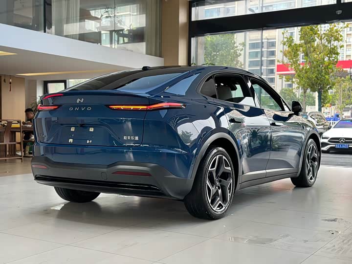 Фото 2 - Nio Onvo L60