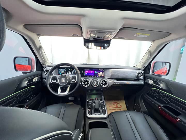 Фото 6 - Tank 300