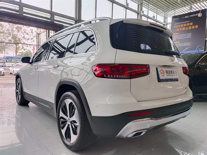 Фото 6 - Mercedes-Benz GLB-Class