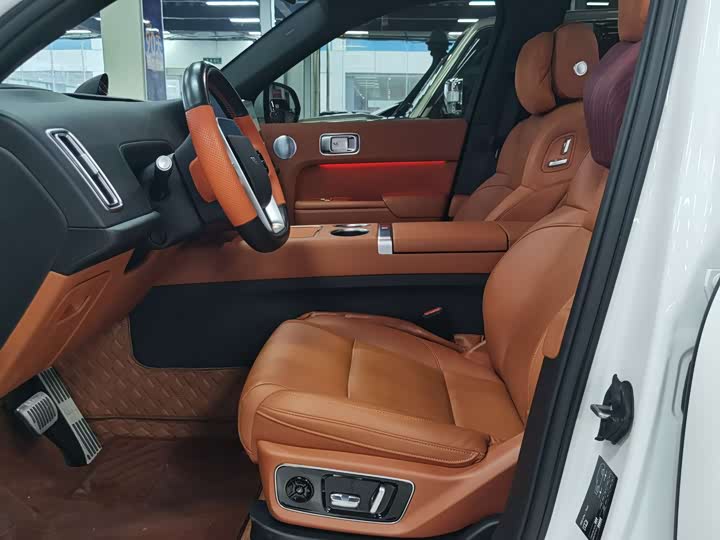 Фото 8 - LiXiang L7