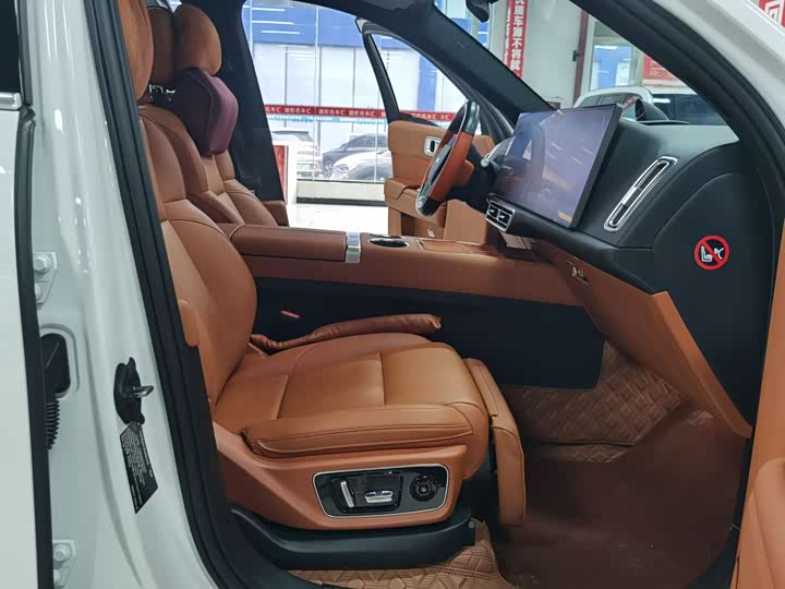 Фото 9 - LiXiang L7