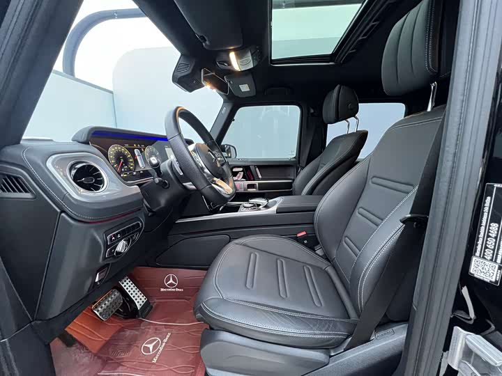 Фото 10 - Mercedes-Benz G-Class