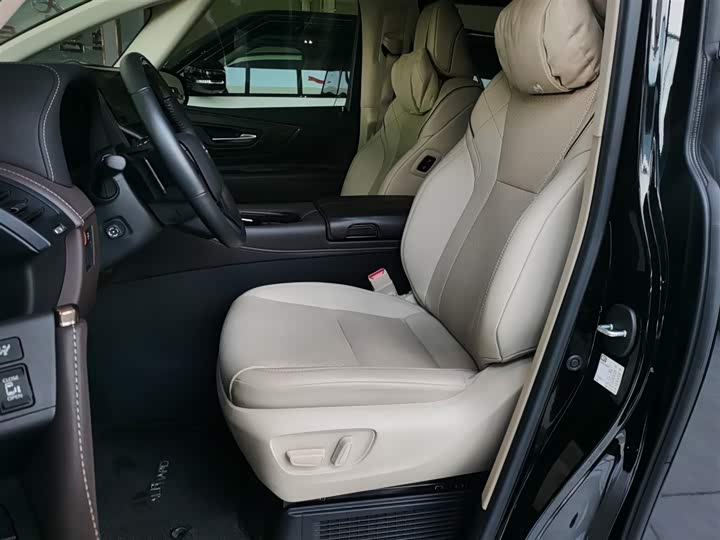 Toyota Alphard 2024 2024款 双擎 2.5L 尊贵版