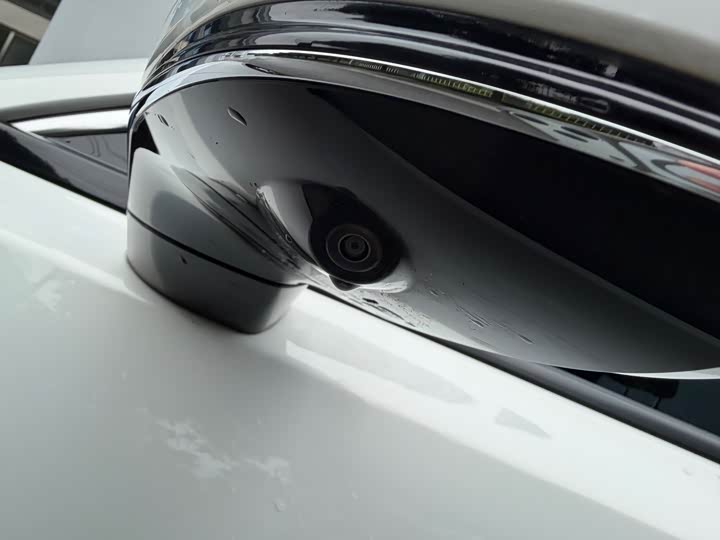 Фото 5 - Bestune B70