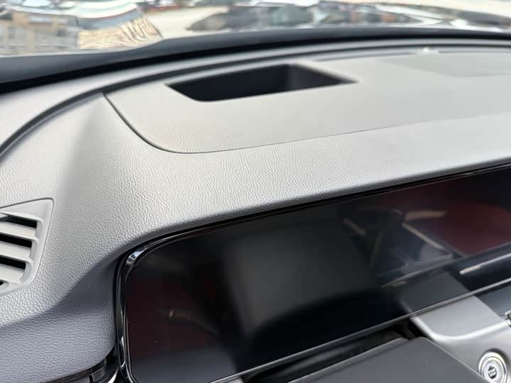 Фото 6 - Hongqi HS5