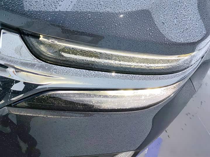 Фото 5 - Chevrolet Equinox