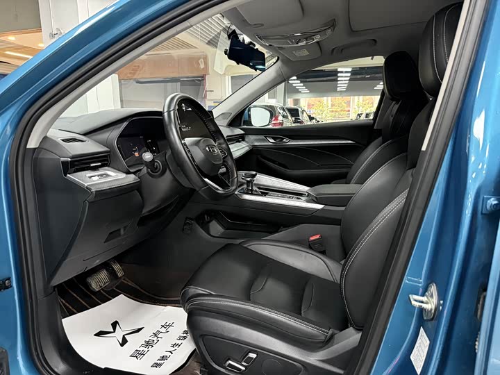 Фото 6 - Geely Preface